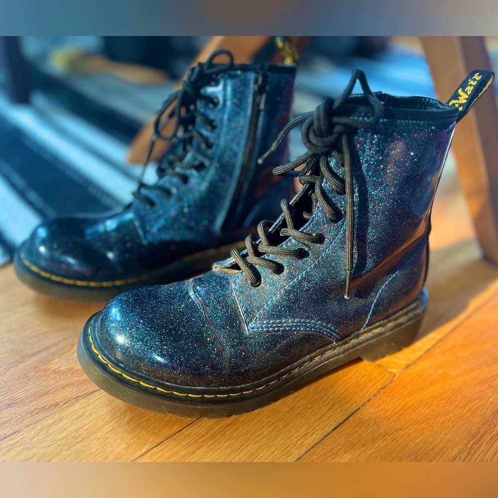 Dr. Martens * Glitter * 8 Eye * Blue * UK 4 * Rave * Dance * Festival